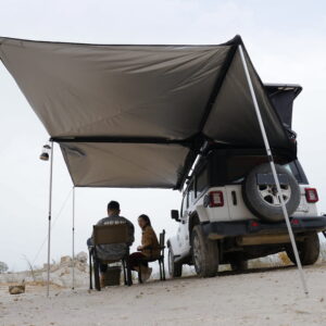 markiza-270-stopni-Wild-Land-zdjecie-od-spodu