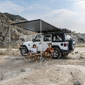 markiza-boczna-wild-land-zadaszenie-z-boku-samochodu