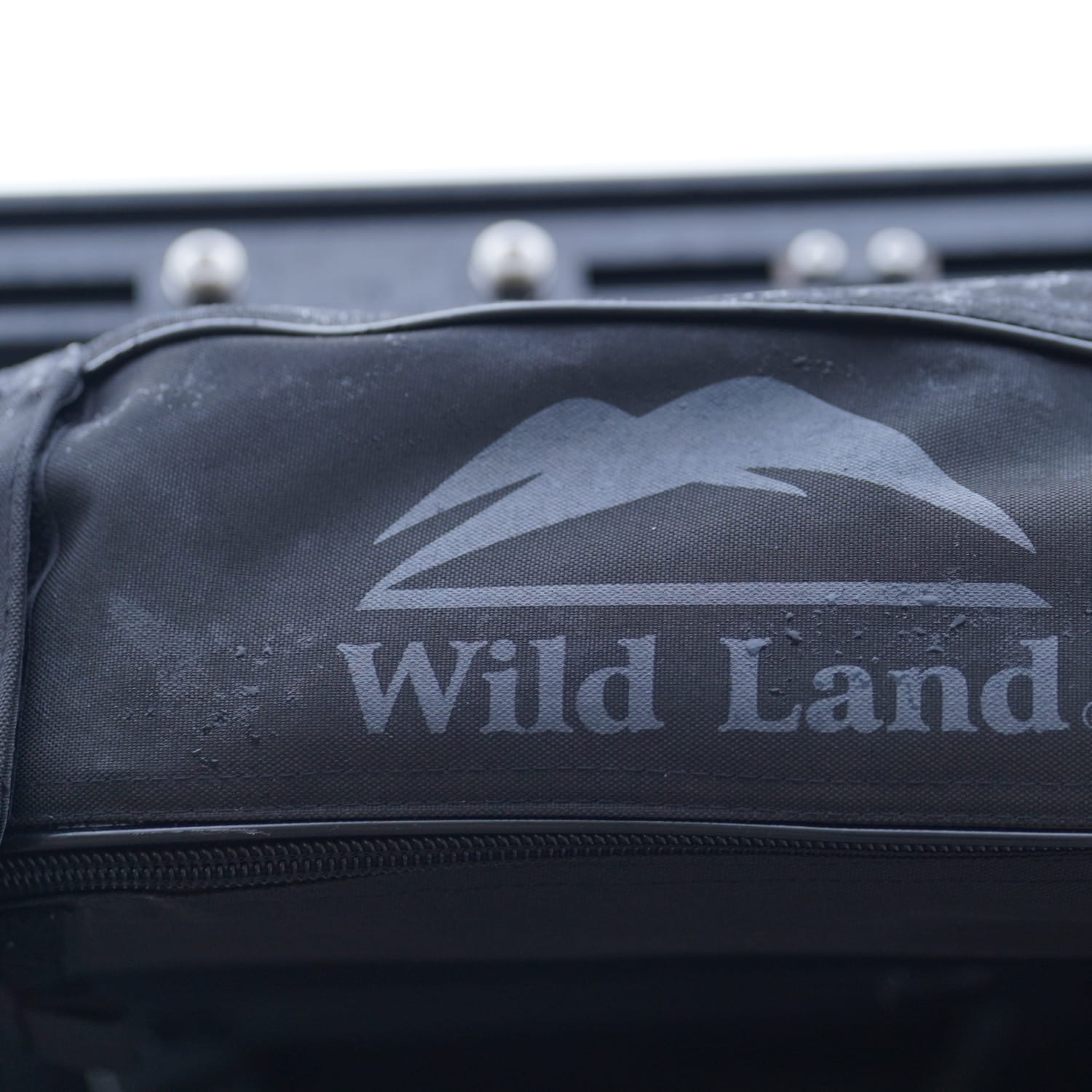 markiza-wild-land-batwing-pokrowiec-wodoodporny-wykonany-z-kordury