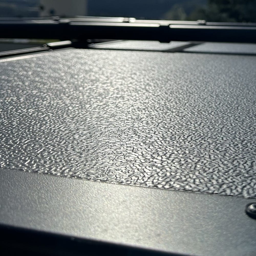 namiot-dachowy-Wild-Land-Voyager-PRO-230-aluminiowa-twarda-obudowa