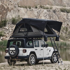 namiot-dachowy-Wild-Land-Wild-Cruiser-PRO-250-rozlozony-z-otwartymi-oknami-tylko-moskitiera-za