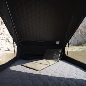 namiot-dachowy-wild-land-bush-cruiser-140-detale-docieplona-podsufitka.JPG_wynik