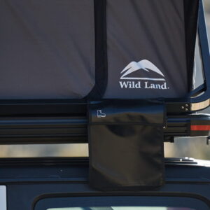 namiot-dachowy-wild land kieszenie-na-buty-to-standardowe-wyposazenie,-zawsze-mozna-je-wypiac