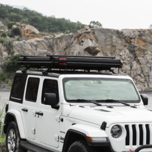 namiot-dachowy-wildland-bush-cruiser-v2-zlozony-calosc-z-profilami-aluminiowymi-pod-ma-tylko-18cm