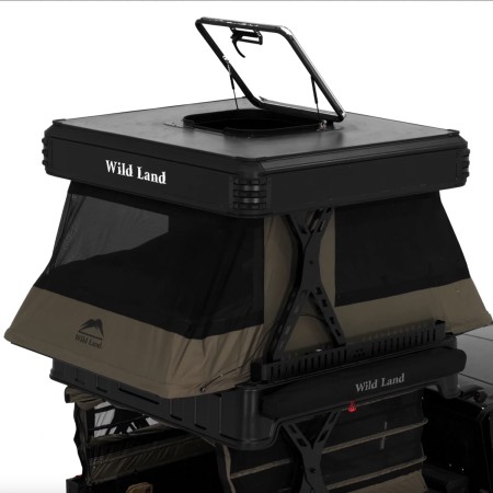 zabudowa-namiotowa-Wild-Land-Wingman-gorna-czesc-z-otwieranym-wlazem-dachowym-dodatkowo