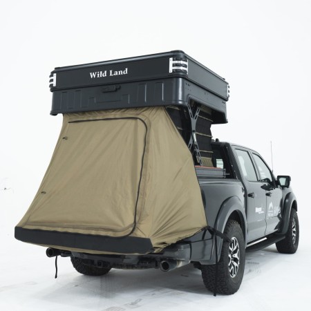 zabudowa-namiotowa-Wild-Land-Wingman-otwarty-pierwszy-poziom-wraz-z-nakladanym-zamknieciem-paki,-ktory-moze-byc-rowniez-zadaszenie