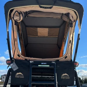 namiot-dachowy w twardej obudowie -Bush-Cruiser 140 -V2 wild land z drabinka