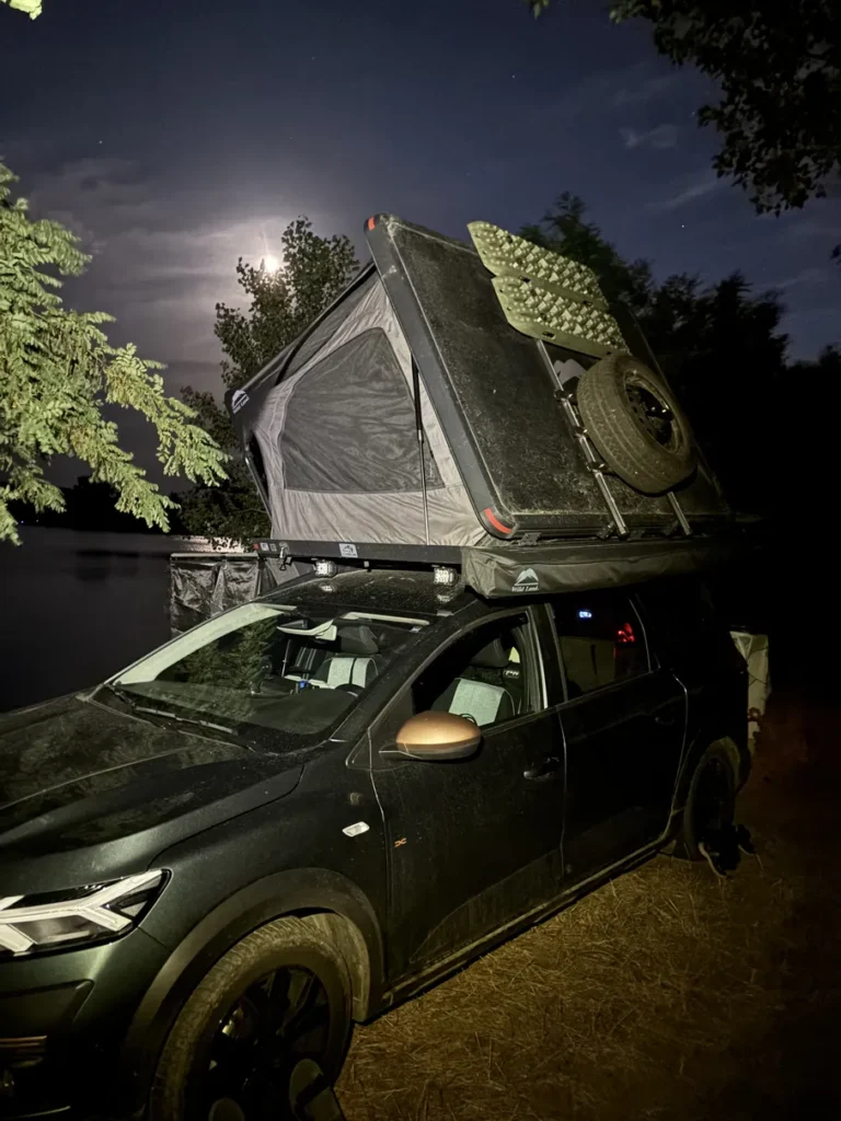 wegry jeziorko 4 Jezioro Nyékládháza z namiotem dachowym wild land